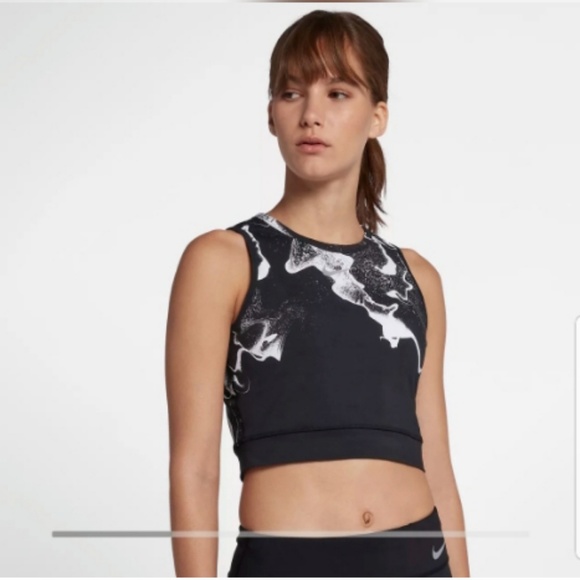 nike womens running crop top